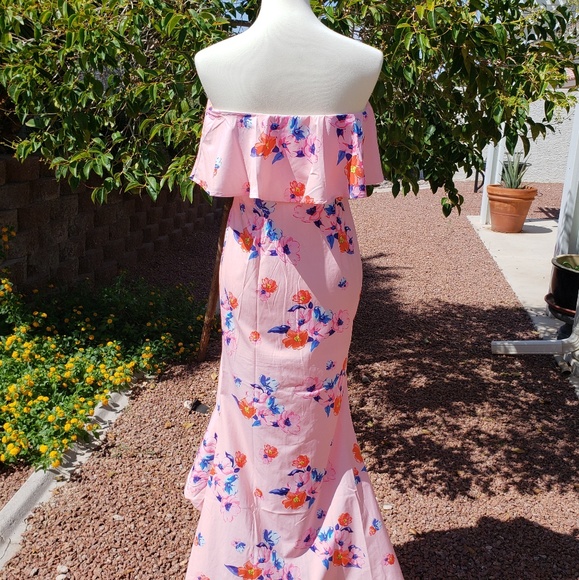 SUMMER CLEARANCE Pink Floral Maxi Dress - Picture 6 of 6